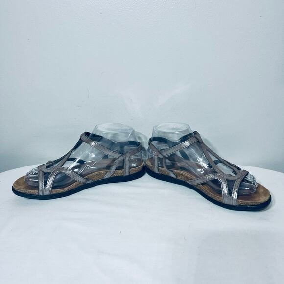 NAOT Sandals Dorith Champagne Shimmer Leather Strappy Comfort Vacation 38 $159 - Picture 2 of 7